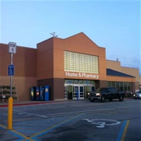 Walmart nixa mo - Find out the store hours, phone number, map, and address of Walmart Supercenter in Nixa, MO, a discount department store and warehouse store with a large selection of products. Compare with nearby stores such as Aldi, Sam's Club, and Walmart Neighborhood Market. 